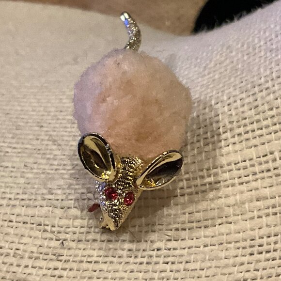 Vintage Mouse Brooch With Faux Fur & Rhinestone Accents - Picture 3 of 12